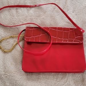 1970's NWT Croc Embossed Envelope Clutch in Lipstick Red💄